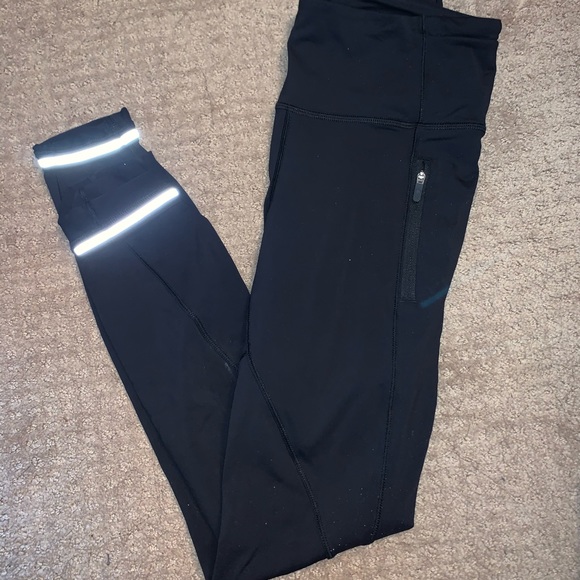 Black Lululemon Leggings - Picture 1 of 3